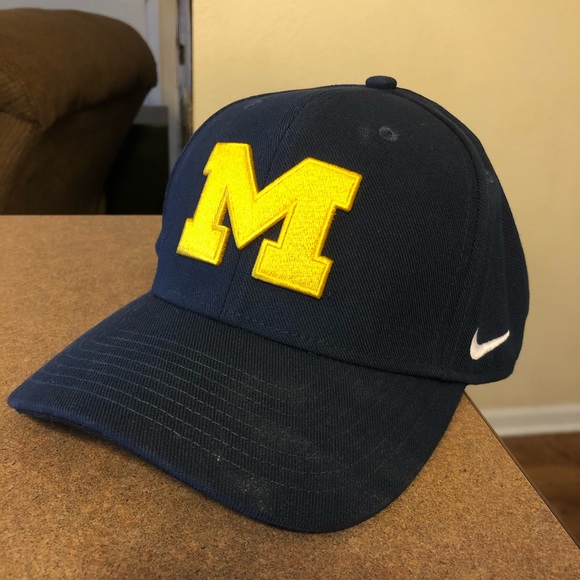 Nike Other - University of Michigan Nike hat Nike Other - University of Michigan Nike hat